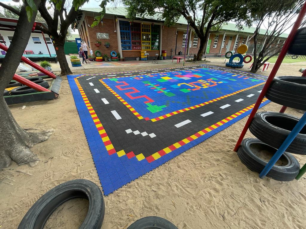 
                  
                    Load image into Gallery viewer, DITA LOKFLOR PLAYGROUND &amp;amp; CYCLE TRACK B
                  
                